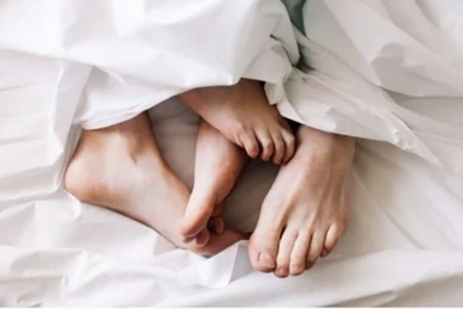 relaciones-tántricas-imagen-destacada-curso-de-tantra-taller-de-tantra-formación-de-tantra-hari-dass